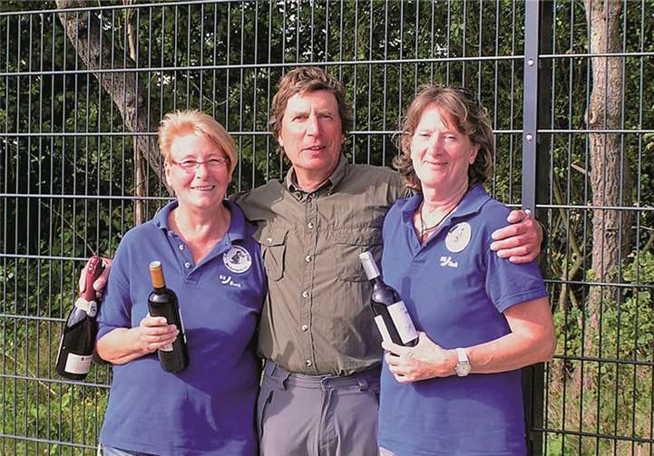 Die Gewinner des Super-Mêlée: Sieger Wolfgang Bludau und auf den Plätzen Zwei und Drei Jutta Hubein und Karin Becker. privat