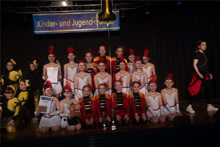 Die Gewinner in der Kategorie Kinder: Step by Step Showkids aus Ohren.  Foto: Pedro Santos