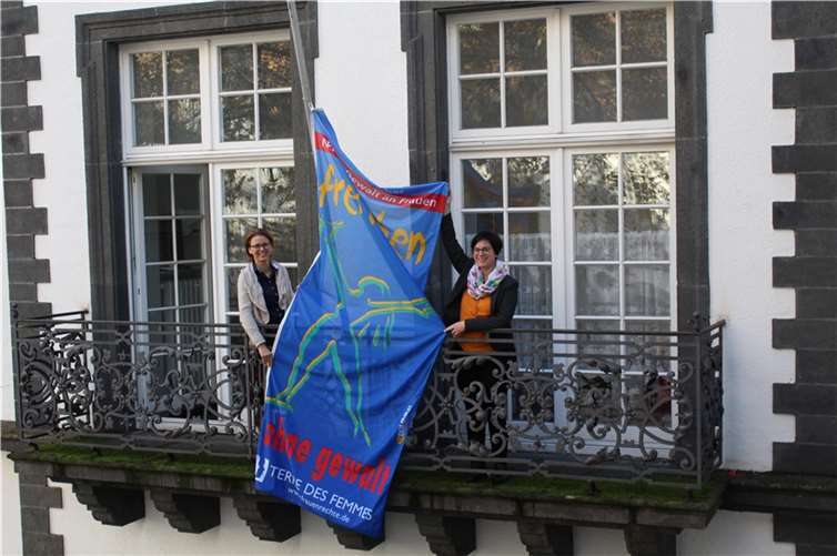 Die Gleichstellungsbeauftragte der Stadt Koblenz Alexandra Schäfer (li.) und ihre Stellvertreterin Marion Hallermann. Quelle: Stadt Koblenz
