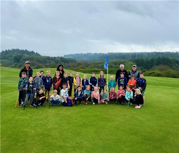 Die Golf AG der Grundschule Büchel.Foto: privat