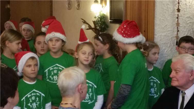 Die „Grashüpfer“ brachten fröhliche Lieder in die Runde. privat