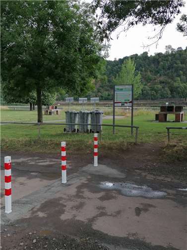 Die Grillwiese am inzwischen gesperrten Schartwiesenweg in Lützel geht in die Winterpause. Wiedereröffnet im kommenden Frühjahr ist abhängig vom Wetter. Foto: Quartiersmanagement Stadtgrün / Jan Buchbender
