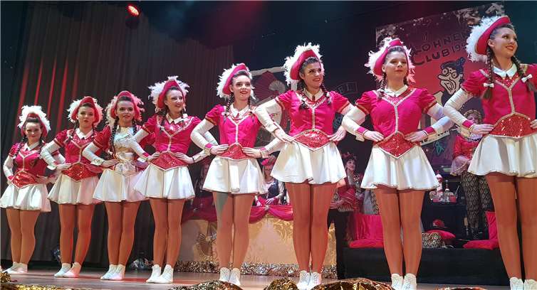 Die Große Garde ist eines der wichtigstenund schönsten Aushängeschilder des Mülheimer Möhnen-Clubs.