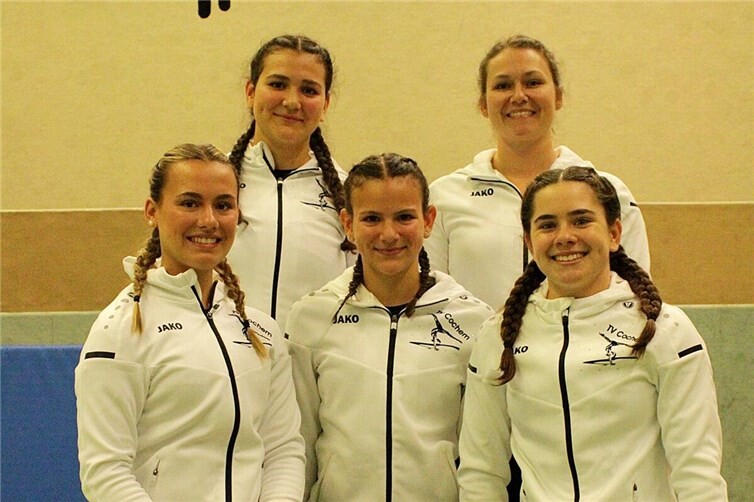 Die Großen: v.li. Louisa Gründler, Emma Kölsch, Luna Hoffmann, Viktoria Pecat-Brosowski, Leni Hoffmann. Fotos: TV Cochem