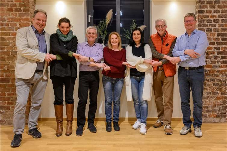 Die Gründungsmitglieder der Vereins Ahr-Rhein-Eifel Business & Friends. Links: Thomas Urbaniak, 1. Vorsitzender.  Foto: Thomas Urbaniak