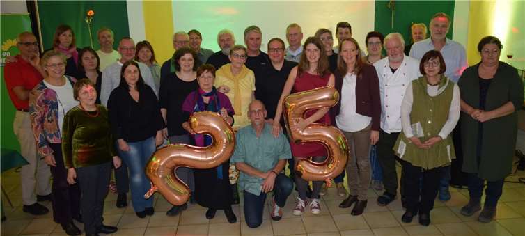 Die Gründungsmütter und -väter feierten gemeinsam mit Freunden und Unterstützern das 25-jährige Jubiläum. Privat