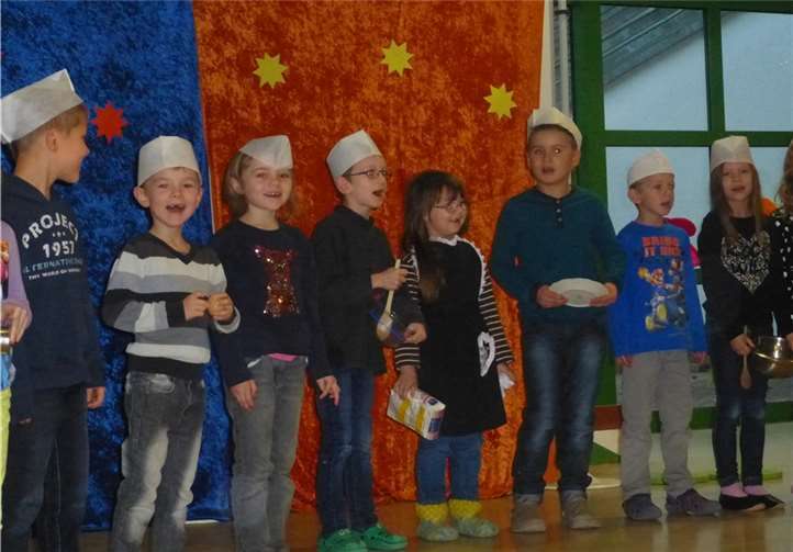 Die Grundschüler aus St. Katharinen boten ein buntes Programm. privat