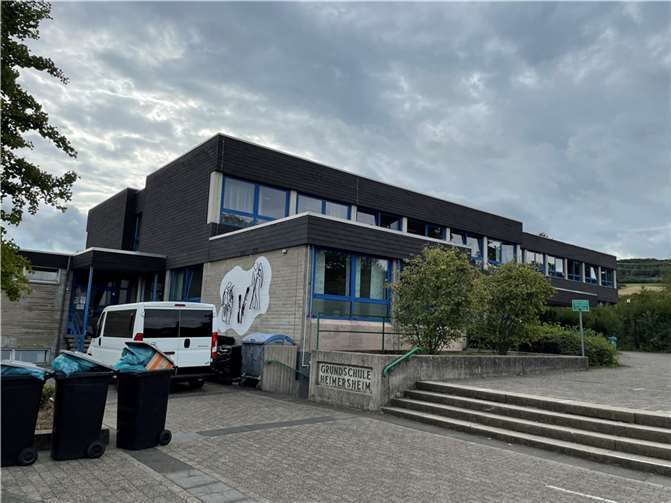 Die Grundschule in Heimersheim.  Foto: ROB