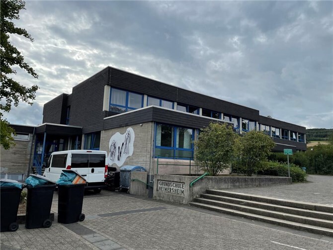 Die Grundschule in Heimersheim.  Foto: ROB