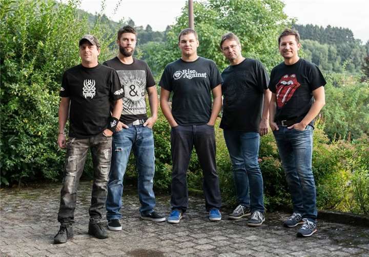 Die Gruppe „Afterbirth“.privat