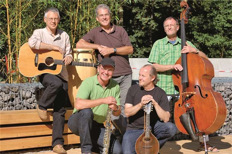 Die Gruppe Easy Goin’ freut sich auf das Zusammenspiel.KMS