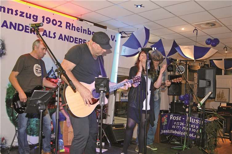 Die Gruppe „KEY CHANCE +“ konnten schnell ihr Publikum begeistern.privat