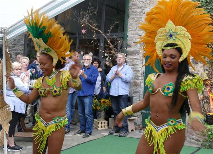Die Gruppe „Timbalando Brasil“begeisterte in Lehmen.privat