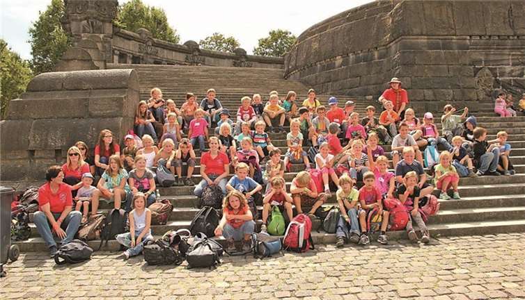 Die Gruppe am Deutschen Eck in Koblenz. privat
