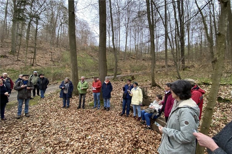 Die Gruppe an einer von sieben meditativen Stationen.