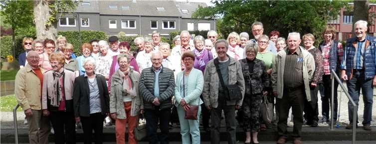 Die Gruppe auf Reisen im Bergischen Land. privat