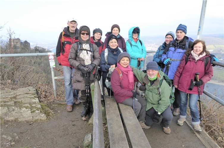 Die Gruppe auf dem Aussichtspunkt Reuterslay. Foto: Günter Hussong