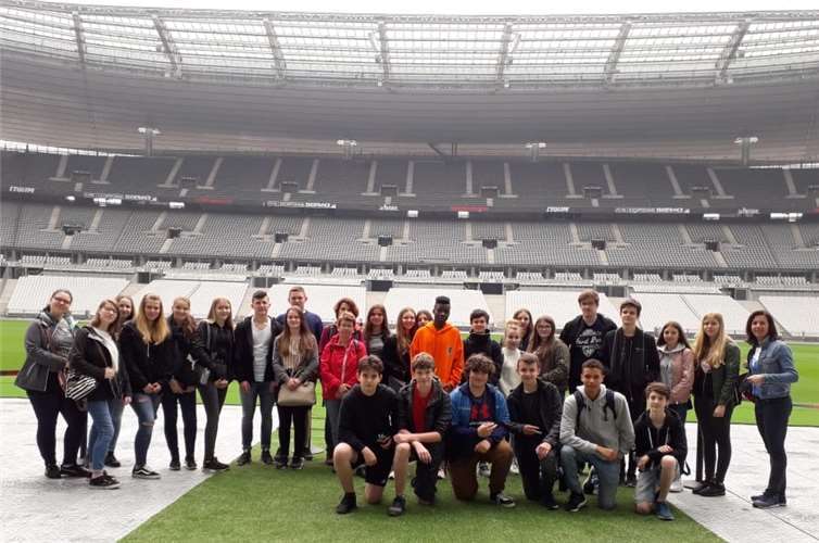 Die Gruppe besuchte unter anderem das „Stade de France“.  privat