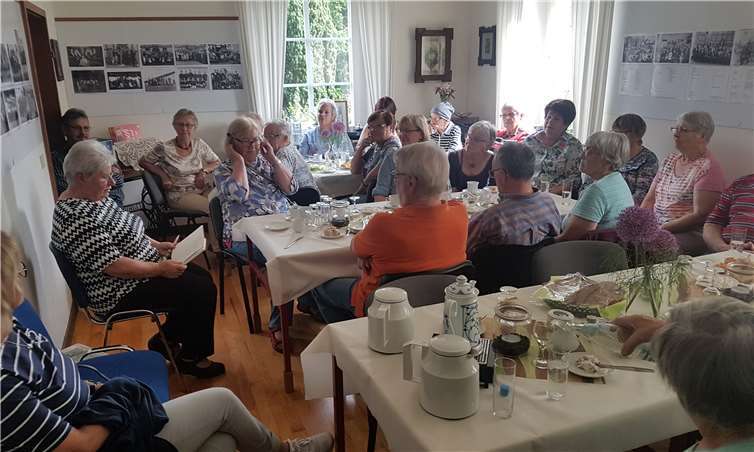 Die Gruppe engagierter Bürgerinnen und Bürger aus Wershofen hat sich in den vergangenen Monaten regelmäßig getroffen, um gemeinsam zu überlegen, wie die Geschichte des Ortes auch für die nachfolgende Generation lebendig bleiben kann.Foto: privat