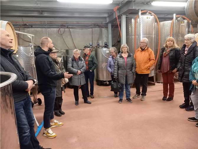 Die Gruppe in einem Weingut. Quelle: SPD 60plus