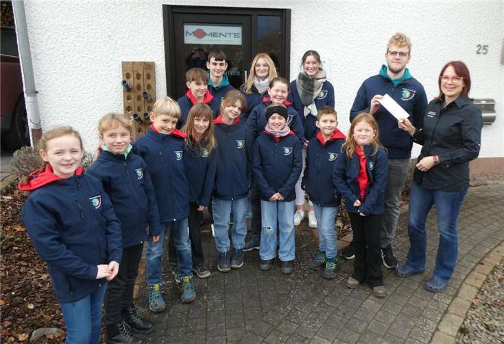 Die Gruppe mit Gruppenleitern.  Foto: Willi Fuhrmann