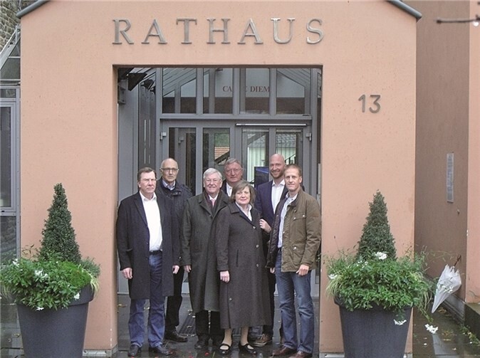 Die Gruppe mit den beiden Ratsmitgliedern Karin Gareis und Gerhard Gareis in der Mitte. privat