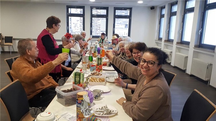 Die Gruppe verbrachte schöne unterhaltsame Stunden miteinander.