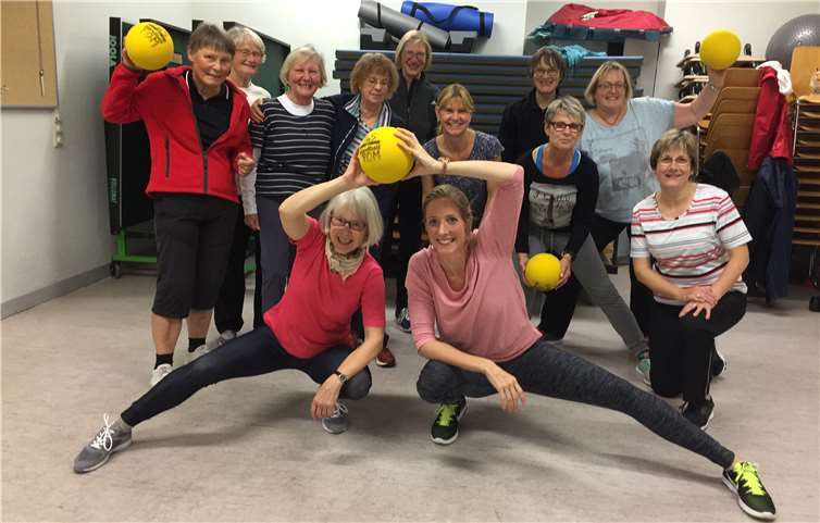 Die Gymnastikgruppe freut sich auf die neue Übungsleiterin. privat