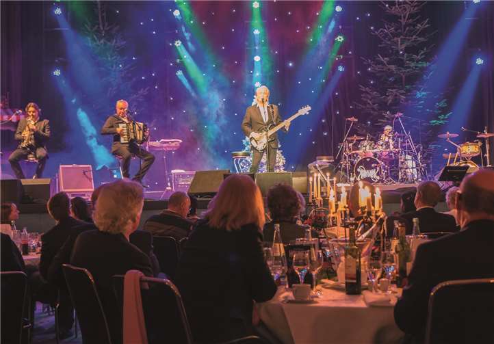Die „HÖHNER“ werden zu einem einzigartigen Konzert im Martim Hotel in Bonn aufspielen. Foto: SP-Creative