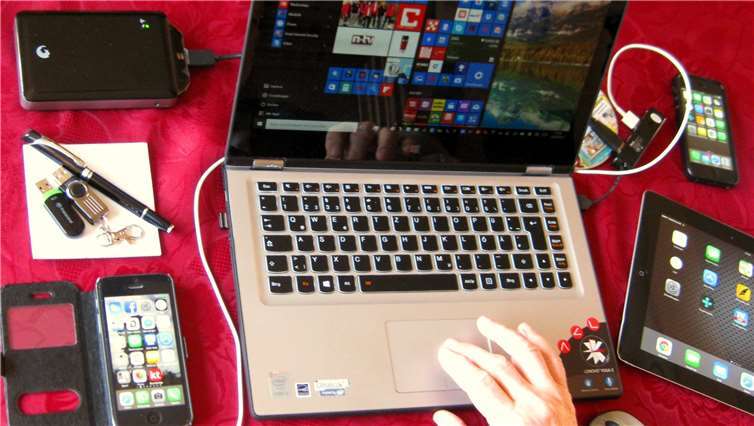 Die „Häcker 60plus“ bieten Hilfen rund um den Computer. Privat