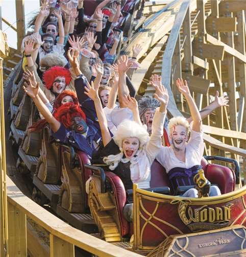 Die Halloween-Zeit im Europa-Park ist ein großer Spaß für die ganze Familie.Europa-Park