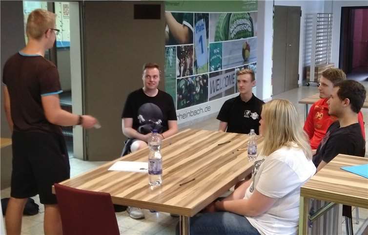 Die Handball-Trainerschulung des RTV.Thomas Schloßbauer