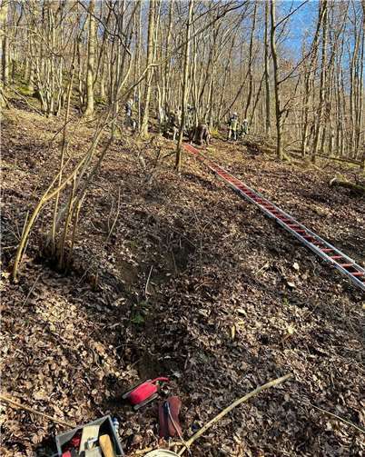 Die Hanglage erschwerte den Einsatz.  Foto: Feuerwehr Sinzig