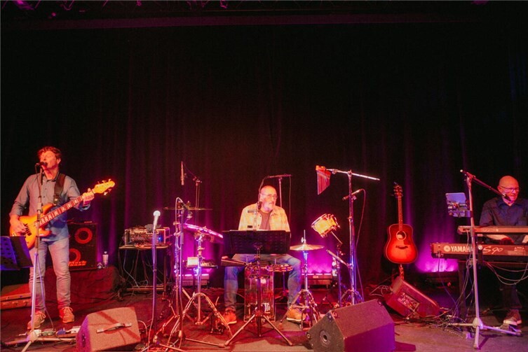 Die „Hausband“ Corzilius, Dames und Hoff (CDH) begeisterten.  Foto: c@u.hoff