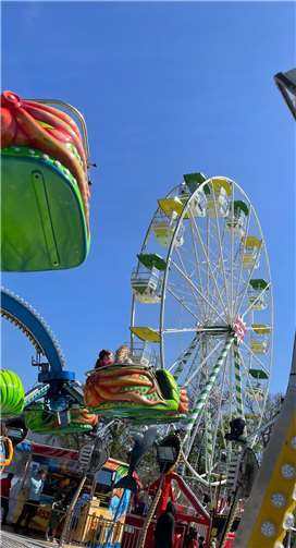 Die Heddesdorfer Pfingstkirmes will kleine und große Gäste gleichermaßen ansprechen und sowohl für Nostalgiker als auch für „Adrenalinjunkies“ eine Menge bieten können. Foto: Ulf Steffenfauseweh