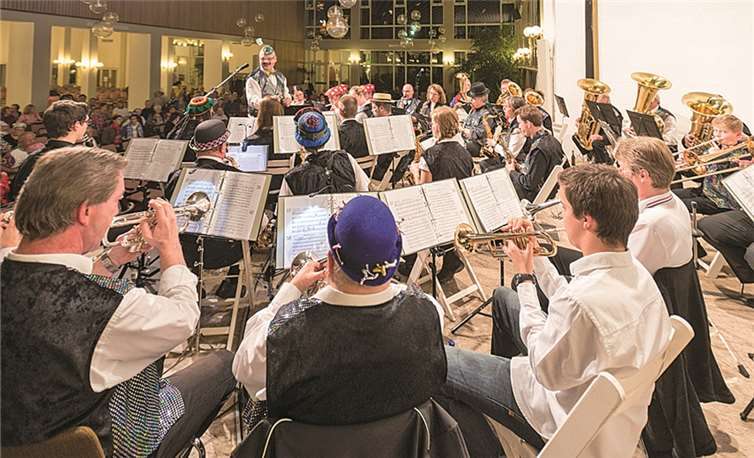 Die Heilbad GmbH Musikvereinigung spielt in der Konzerthalle im Kurpark. privat
