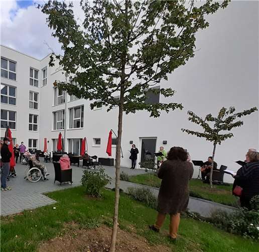 Die Heimbewohner freuten sich über die gelungene Überraschung.