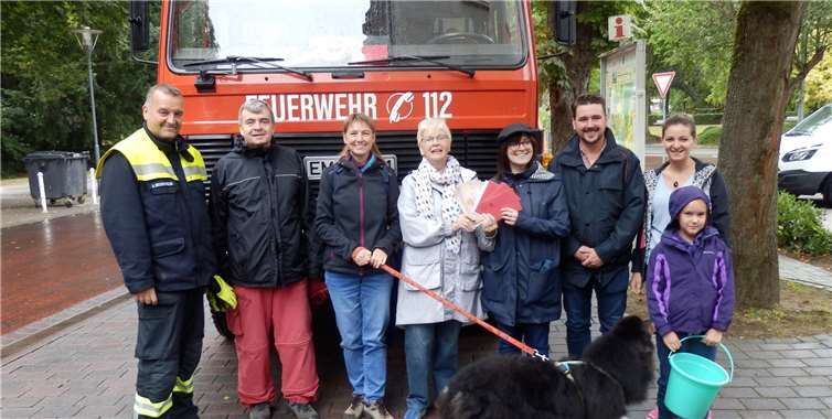 Die Helferinnen und Helfer der Aktion hatten die Chance, an einer Verlosung teilzunehmen. Foto: Bürgerstiftung Bad Ems