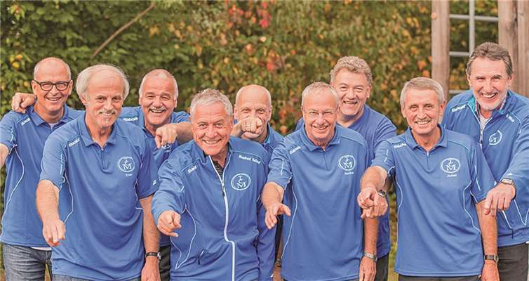 Die Herren 55 freuen sich über den Aufstieg. privat