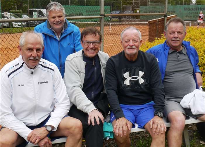 Die Herren 65: v.li. Udo Nolde, Werner Müller, Sieger Michael Ott, Willi Gutauskas und Berthold Schwarz. Foto: privat