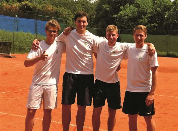 Die Herren III mit (von links): Laurin Keul, Sascha Gundlach, Sebastian Riederauer und Niclas Schell.privat
