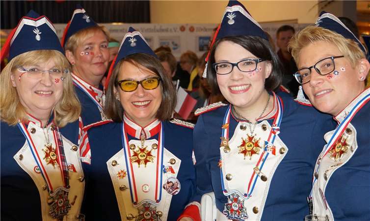 Die Herzdamen des Regiments sorgten für einen gelungenen Tag.