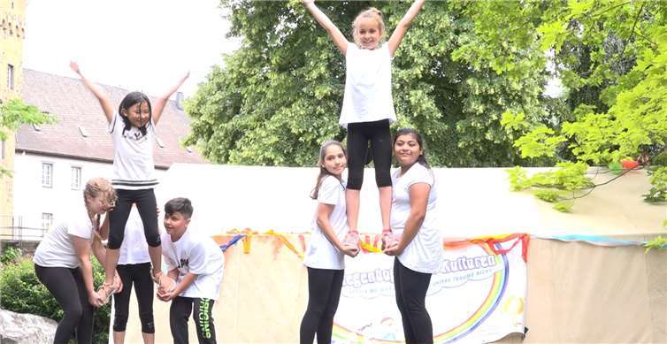 Die Hip-Hop Gruppe der ProJu-Bad Hönningen heizte mit freshem Sound und Schrittfolgen dem kleinen und großen Publikum ein.Fotos: privat