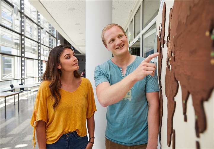 Die Hochschule Koblenz hat Partnerhochschulen rund um den Globus. Auch das Angebot an Sprachkursen ist sehr vielfältig. Das Bild stammt aus der Vor-Corona-Zeit. Foto: Hochschule Koblenz/Gloger