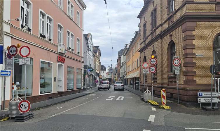 Die Hochstraße soll in eine Fußgängerzone verwandelt werden.  Fotos: Michael Cramer von Clausbruch