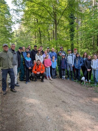 Die Hochwasserschutzinitiative Rodderfeld hat gemeinsam mit der von der EU und dem Land NRW geförderten LEADER-Kooperationsstelle „Wasserrückhalt im Wald“ sowie der Stadt Rheinbach eine zweite Dammbauaktion im südwestlich gelegenen Stadtwald erfolgreich umgesetzt. Fotos: Stadt Rheinbach