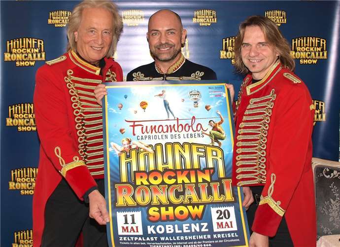 Die Höhner-Rockin`Roncalli Show kommt 2018 nach Koblenz. Bandmitglied, Hannes Schöner; Thomas Merz (Pressesprecher Höhner-Rockin`Roncalli Show) und Bandmitglied Jens Streifling von den Höhner. (v.l.)