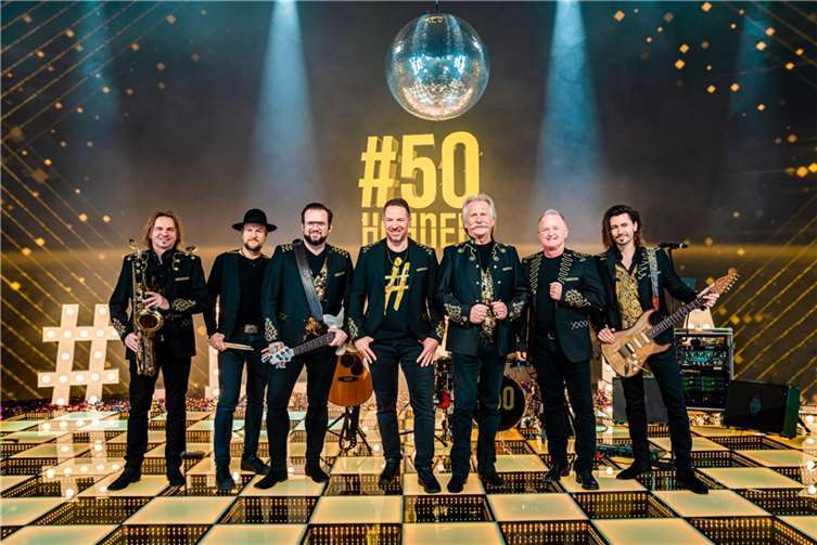 Die „Höhner“ spielen kölsches Liedgut am Samstag während der „Kölschen Nacht“. Foto: Kay-Uwe Fischer Konzertfotograf