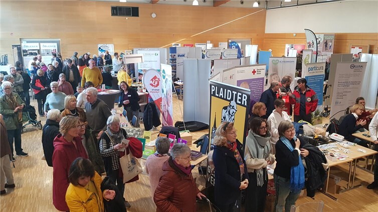 Die Hummerichhalle in Plaidt war der ideale Veranstaltungsort für rund 50 Aussteller. Fotos: KH