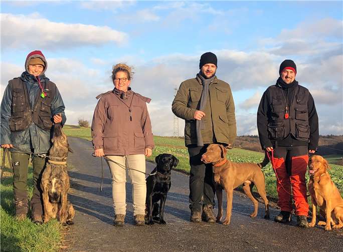 Die Hunde und Halter der Rettungshundestaffel konnten sich über tolle Prüfungsergebnisse freuen. Privat